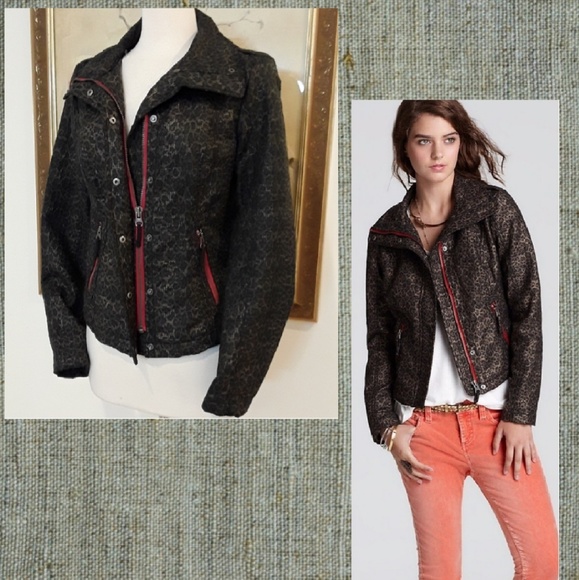 Free People Jackets & Blazers - Size 6  FREE PEOPLE  LEOPARD MOTO JACKET